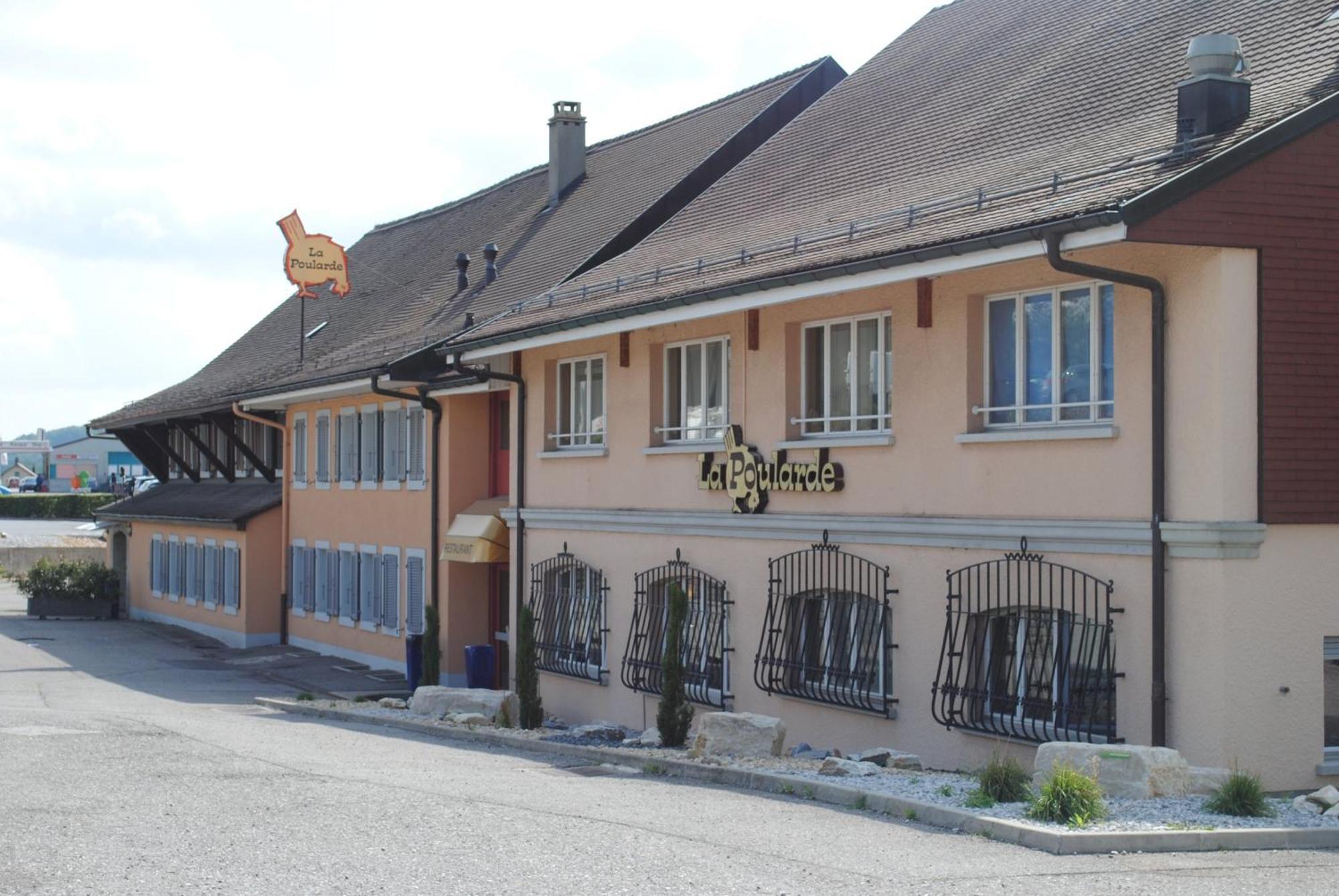 Motel - Hotel La Poularde Romont Kültér fotó